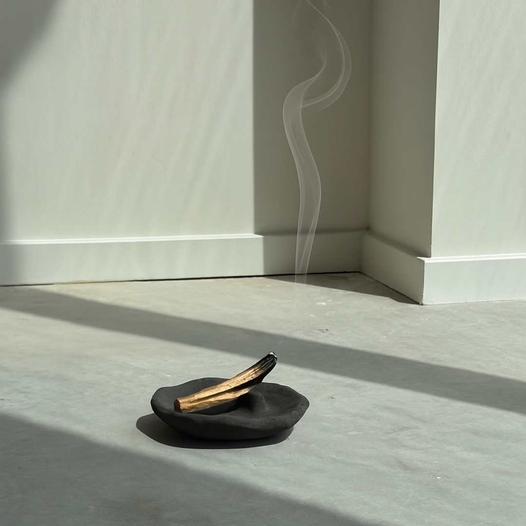 hand-poured micro concrete palo santo dish, modern stone-look finish, minimalist decor for palo santo burning, functional and sculptural home decor, almond beige color, elevated rest for palo santo stick, eco-friendly concrete dish, unique incense holder, contemporary decor for living room or meditation space, high-quality concrete home accessory, handmade dish for spiritual practices, versatile decorative object, premium concrete art piece, stylish and functional gift for wellness lovers, ginaladeco