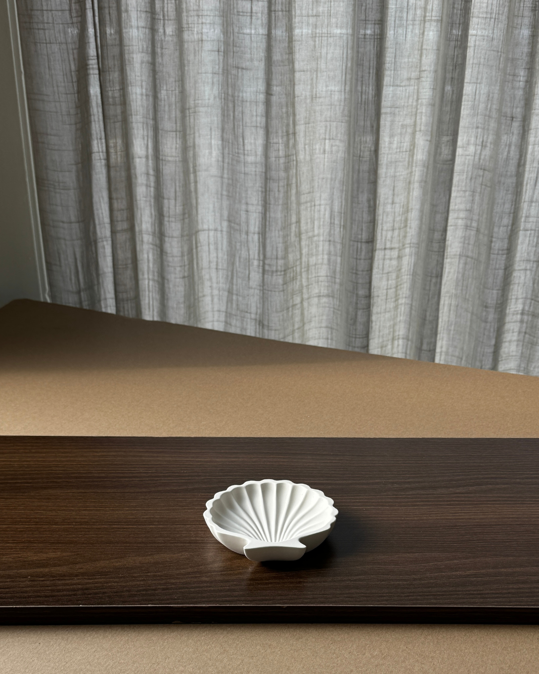 SHELL TRAY