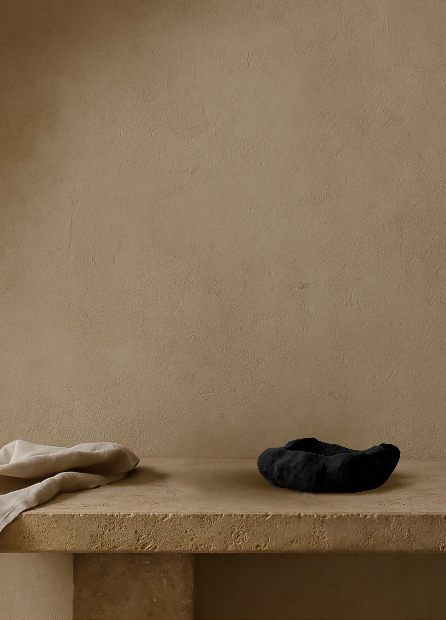 concrete sculpture for home decor, modern decorative sculpture, minimalist art sculpture, unique home accent, stylish jewelry holder, storage sculpture for rings and small items, contemporary concrete art, high-quality handcrafted sculpture, sustainable home decor, decorative centerpiece for living room or bedroom, eco-friendly home accessories, sculptural decor for modern homes, unique gift for home styling, premium art piece, sculptural design for home organization, ginaladeco