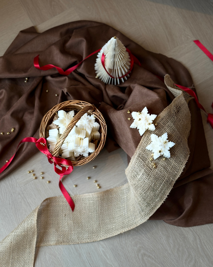 ❆ SNOWFLAKE. CANDLE