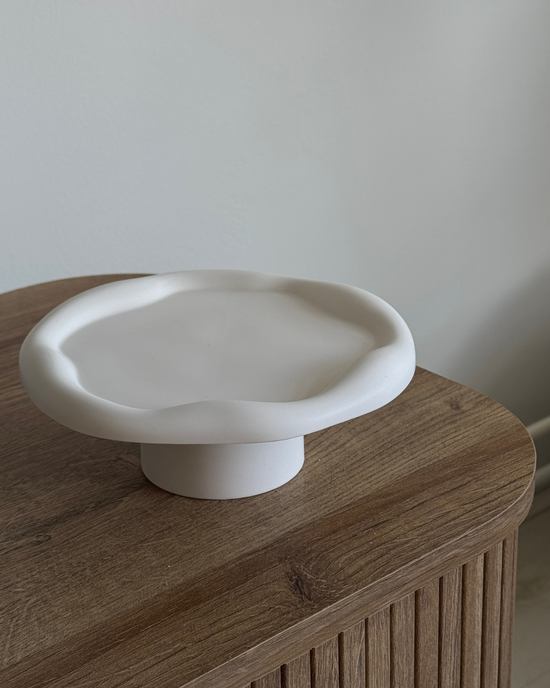 FLOATING CLOUD TRAY - ROUND