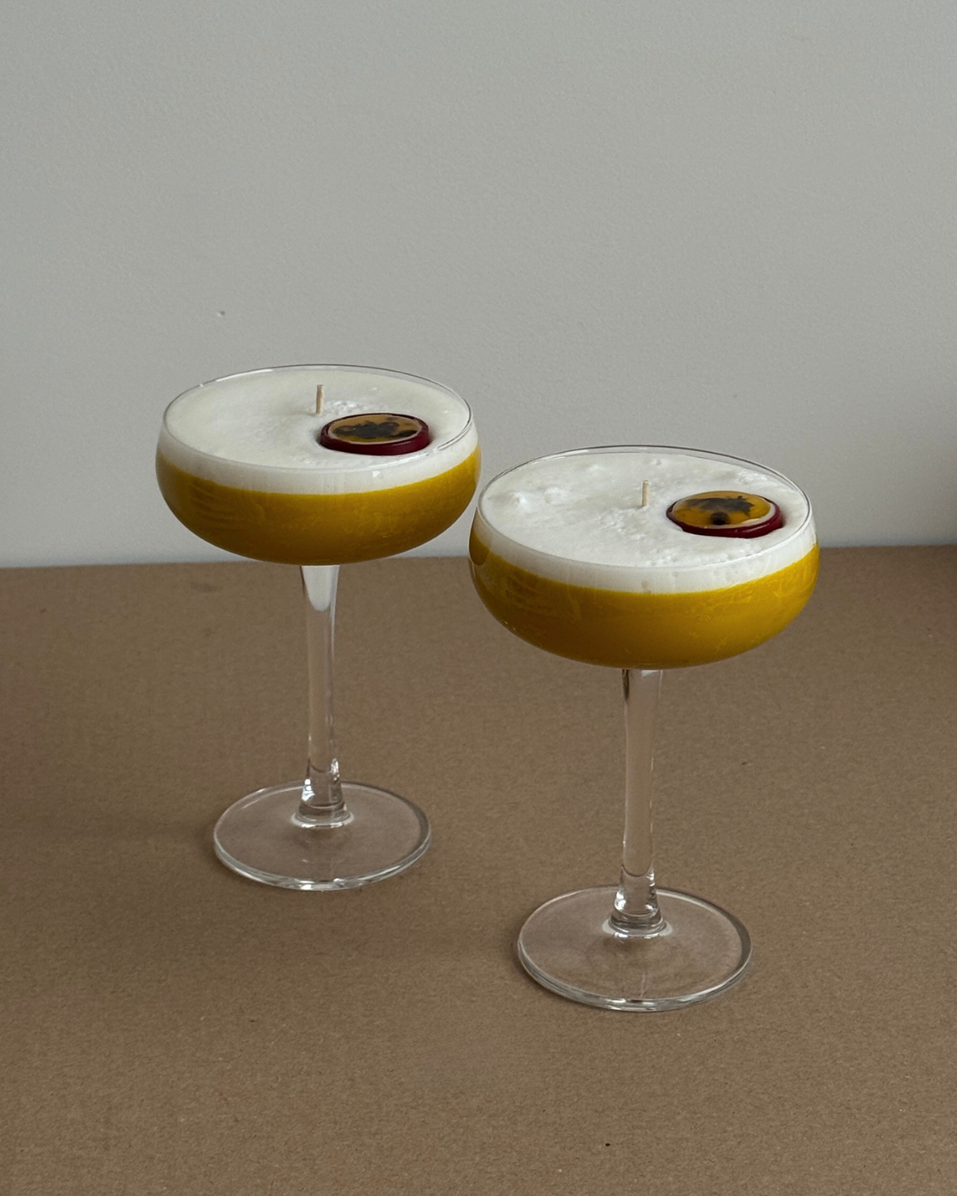 handmade scented candle, soy wax candle, passion martini candle, cardamom peach turmeric fragrance, almond cashmere labdanum scent, saffron musk leather notes, eco-friendly candle with cotton wick, luxury home decor candle, clean burn candle, unique gift candle, plastic-free packaging, sustainable candles, high-quality scented candles, gift-ready candle, cozy home decor, artisanal candles, long-lasting scented candles, premium soy candles, perfect for home fragrance, cocktail-inspired aroma, ginaladeco